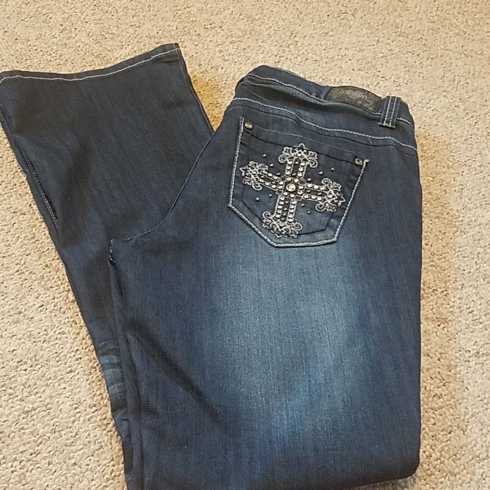 Women's ZCO jeans. (guessing size 9/10)